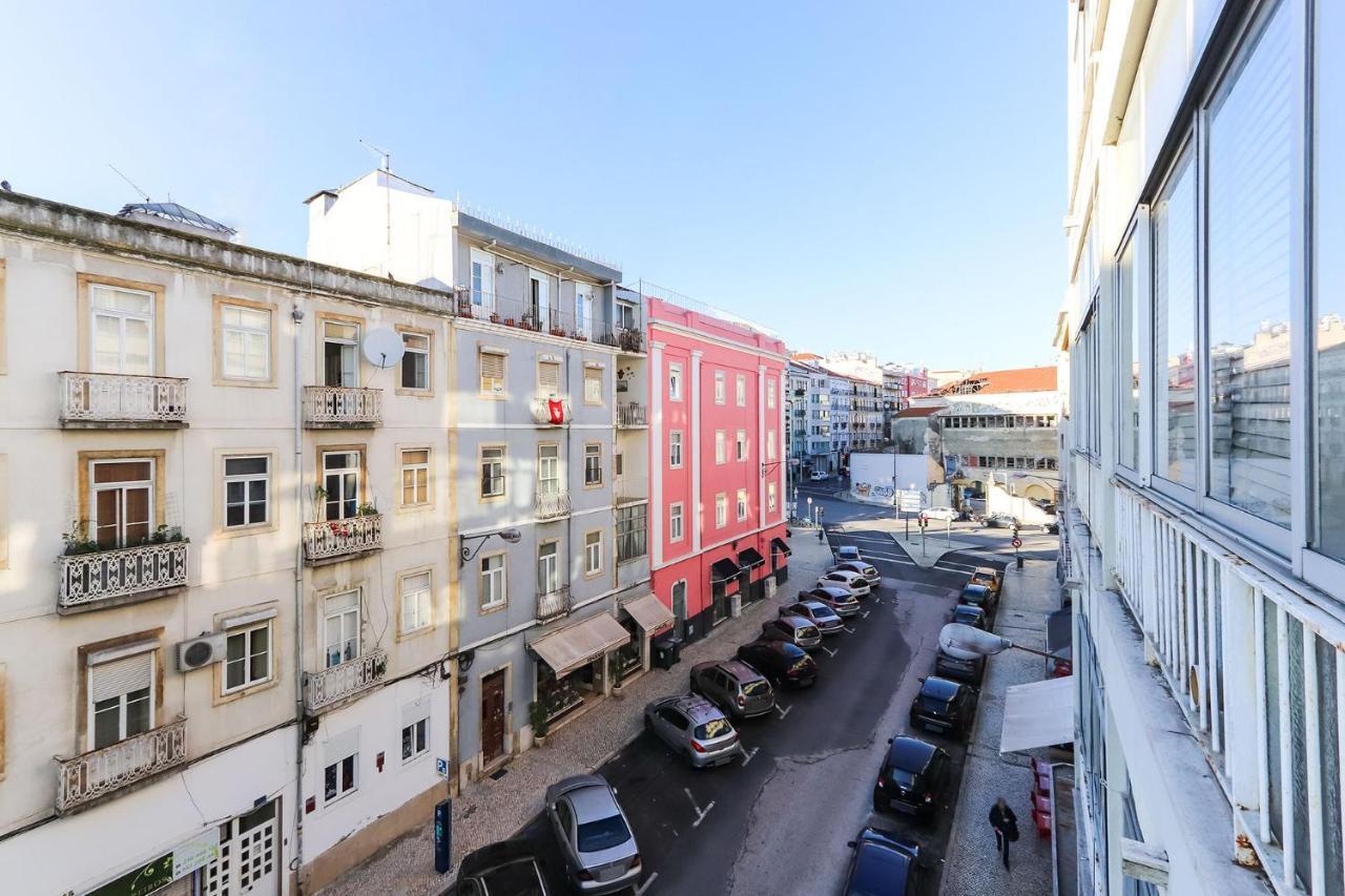 Almirante Balcony By Homing Apartment