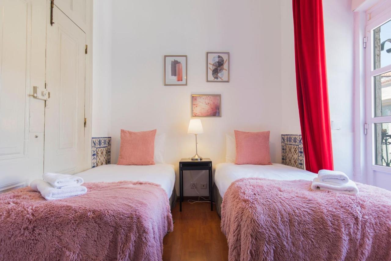 Charming Chiado 2bedr W/balcony And View Apartment *
