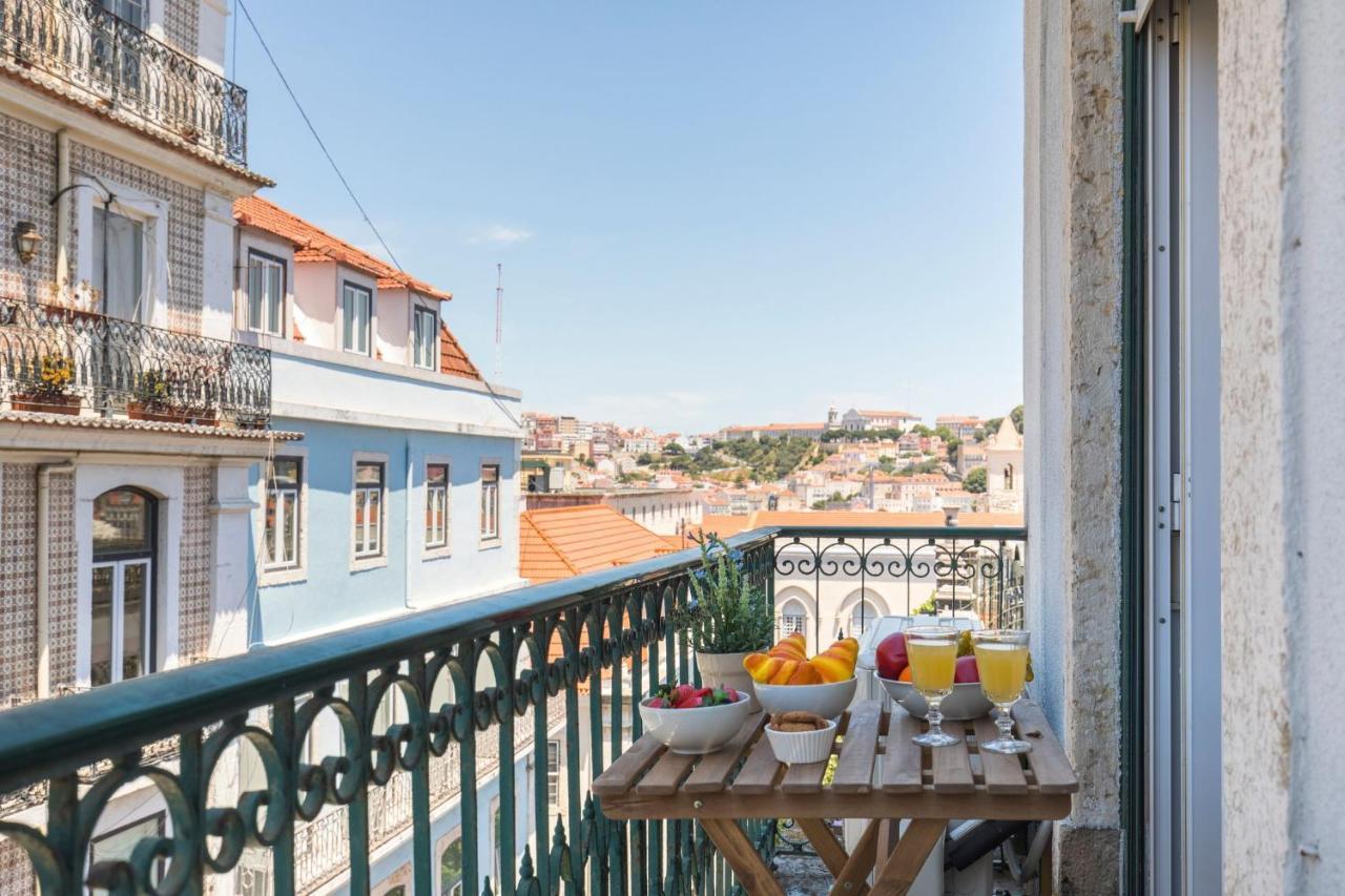 Charming Chiado 2bedr W/balcony And View Apartment Lisbon