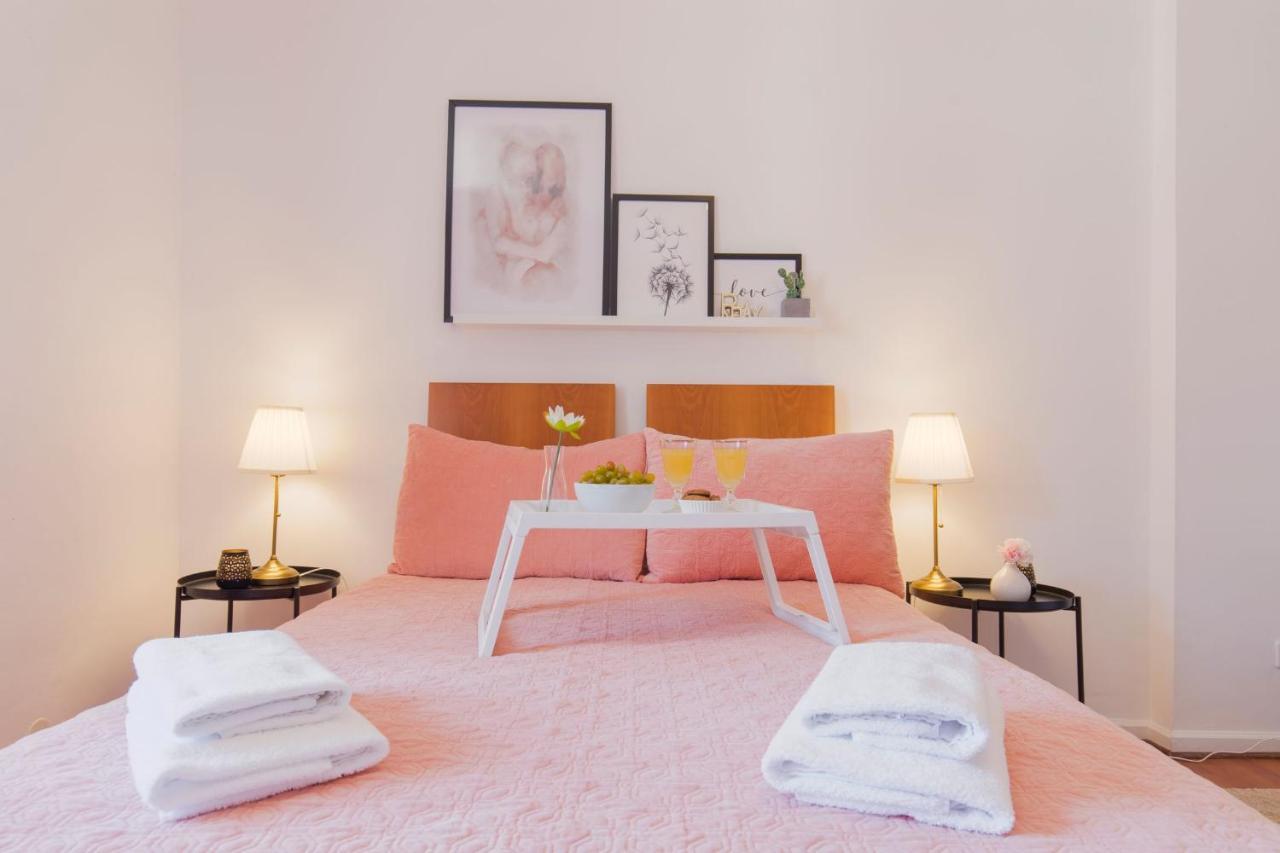 Apartment Charming Chiado 2bedr W/balcony And View Lisbon
