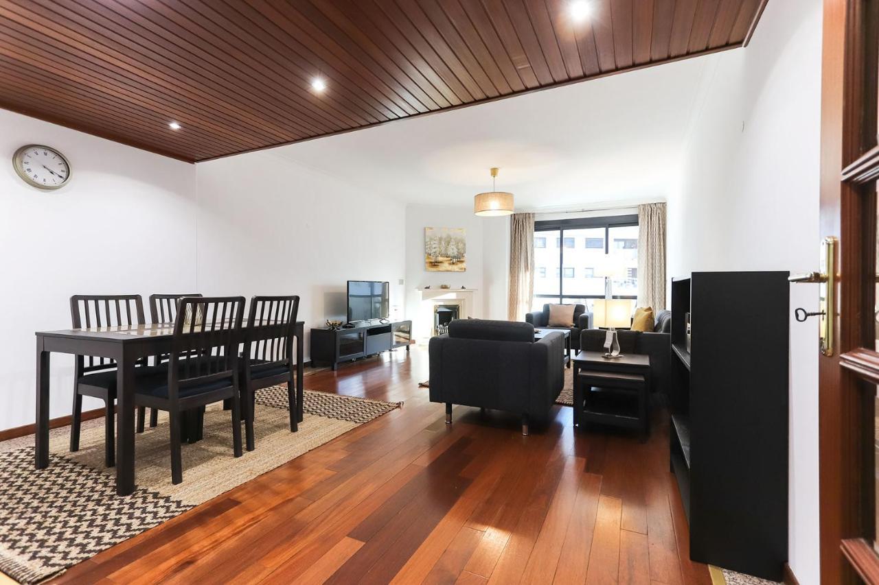 Expo Design By Homing Apartment