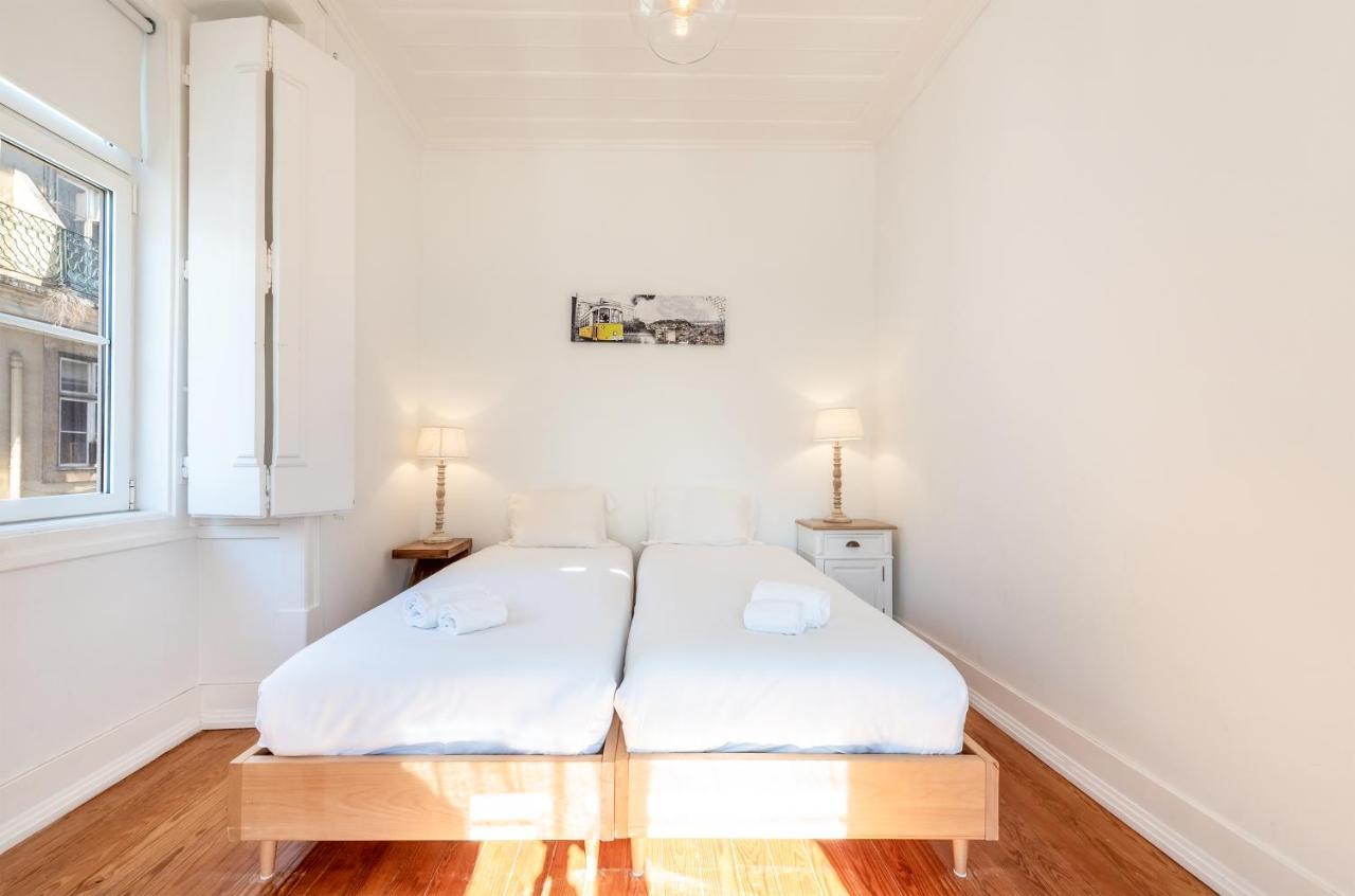 Sunny Downtown Apartment By Guestready Apartment